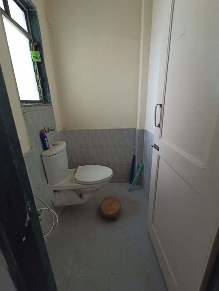 Bathroom, swapnapurti-chs-kharghar 1 Bedroom 400 Sq.Ft. Apartment In Kharghar Navi Mumbai 10176125