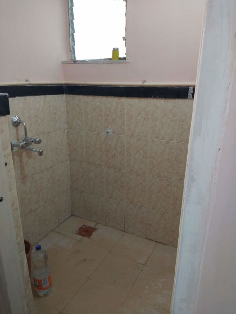 Bathroom, mhada-bharat-mill 1 Bedroom 225 Sq.Ft. Apartment In Lower Parel Mumbai 10176134