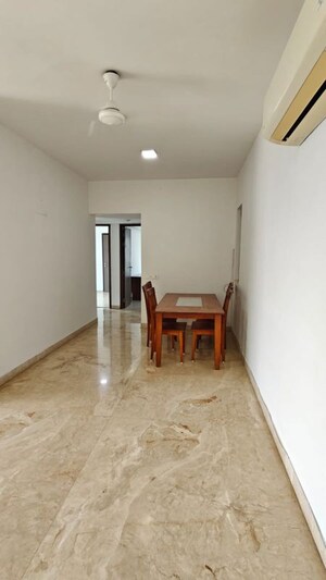 Room in 2 BHK Apartment at DB Woods, Goregaon East – for Rent