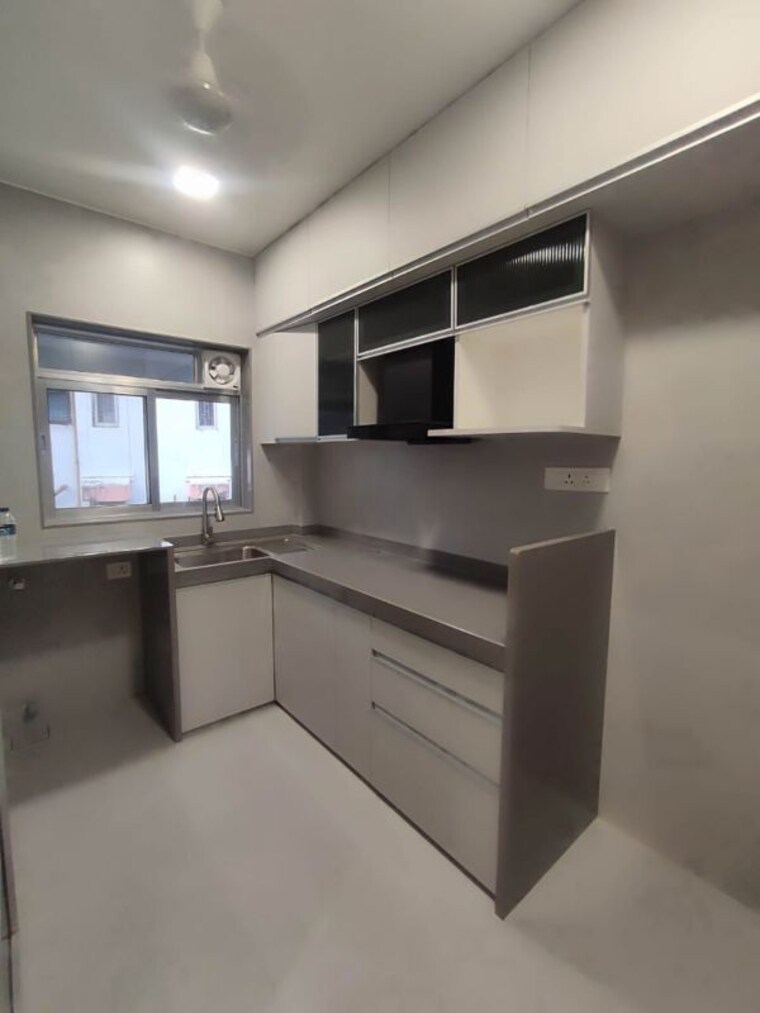 Kitchen, vasundhara-chs-santacruz 3 Bedroom 1200 Sq.Ft. Apartment In Santacruz West Mumbai 10176144