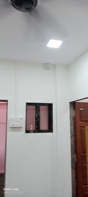 Furnished Amenities in 1 BHK Apartment at Prabhadevi CHS, Prabhadevi – for Rent