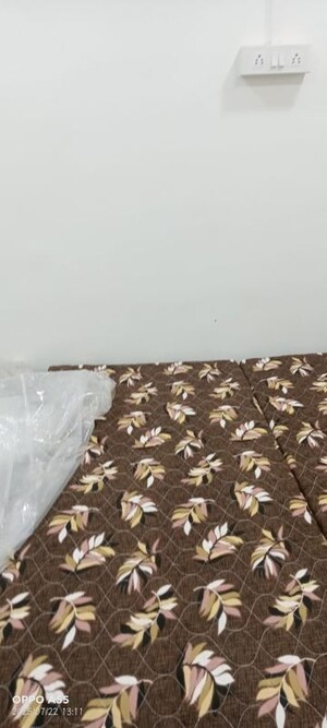 Parking in 1 BHK Apartment at Prabhadevi CHS, Prabhadevi – for Rent