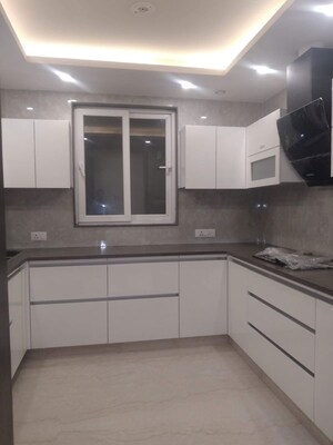 Kitchen in 4 BHK Apartment at DLF The Crest, Sector 54 – for Sale