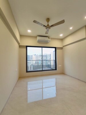 Room in 3 BHK Apartment at Nav Geeta CHS, Chembur – for Rent