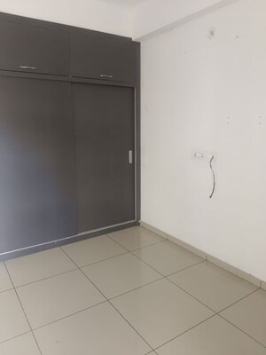 Furnished Amenities in 2 BHK Apartment at Gulshan Bellina, Sector 16 Greater Noida – for Rent