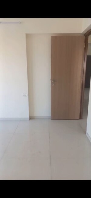 Room in 2 BHK Apartment at Oxford Navrang Navkar, Goregaon West – for Rent