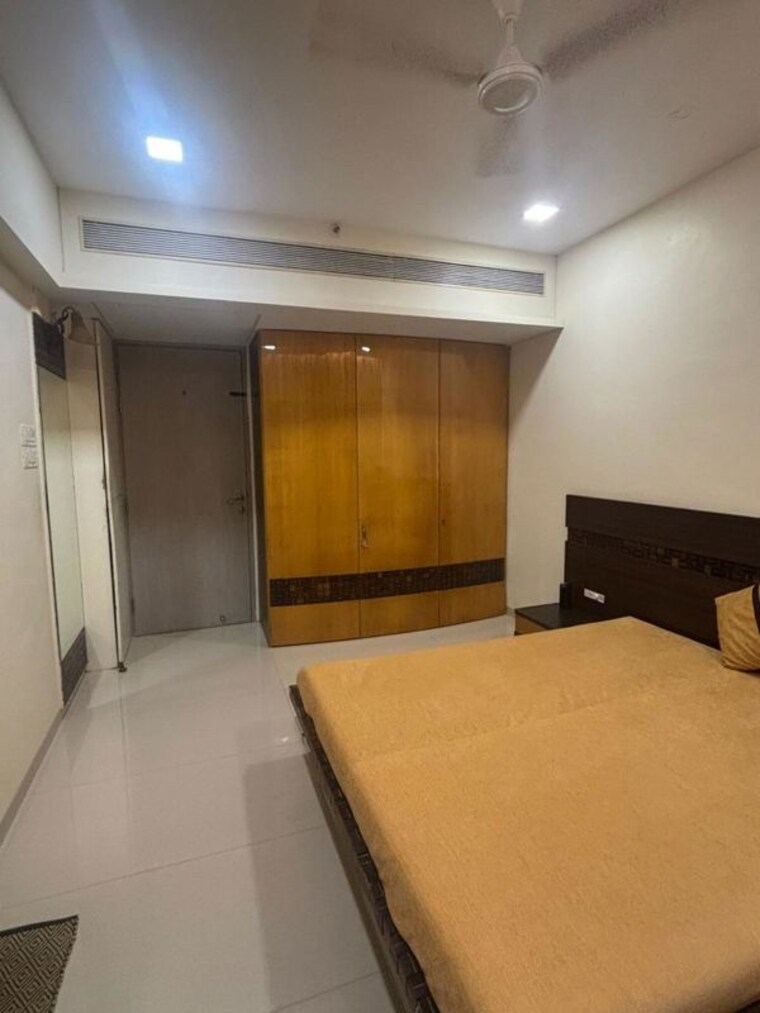 Kitchen, rustomjee-paramount 3 Bedroom 1270 Sq.Ft. Apartment In Khar West Mumbai 10176170