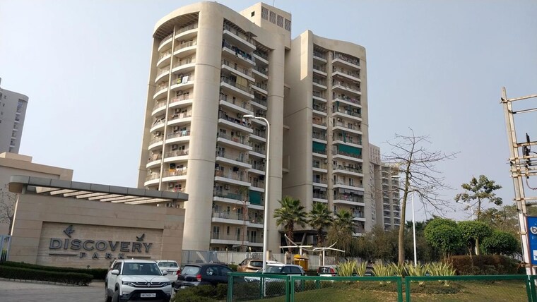 Exterior View, bptp-discovery-park 2 Bedroom 1248 Sq.Ft. Apartment In Sector 80 Faridabad 10176133
