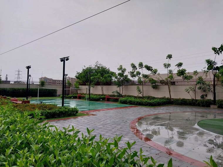 Garden, bptp-discovery-park 2 Bedroom 1248 Sq.Ft. Apartment In Sector 80 Faridabad 10176133