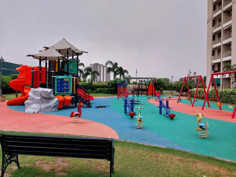 Swimming Pool, bptp-discovery-park 2 Bedroom 1248 Sq.Ft. Apartment In Sector 80 Faridabad 10176133