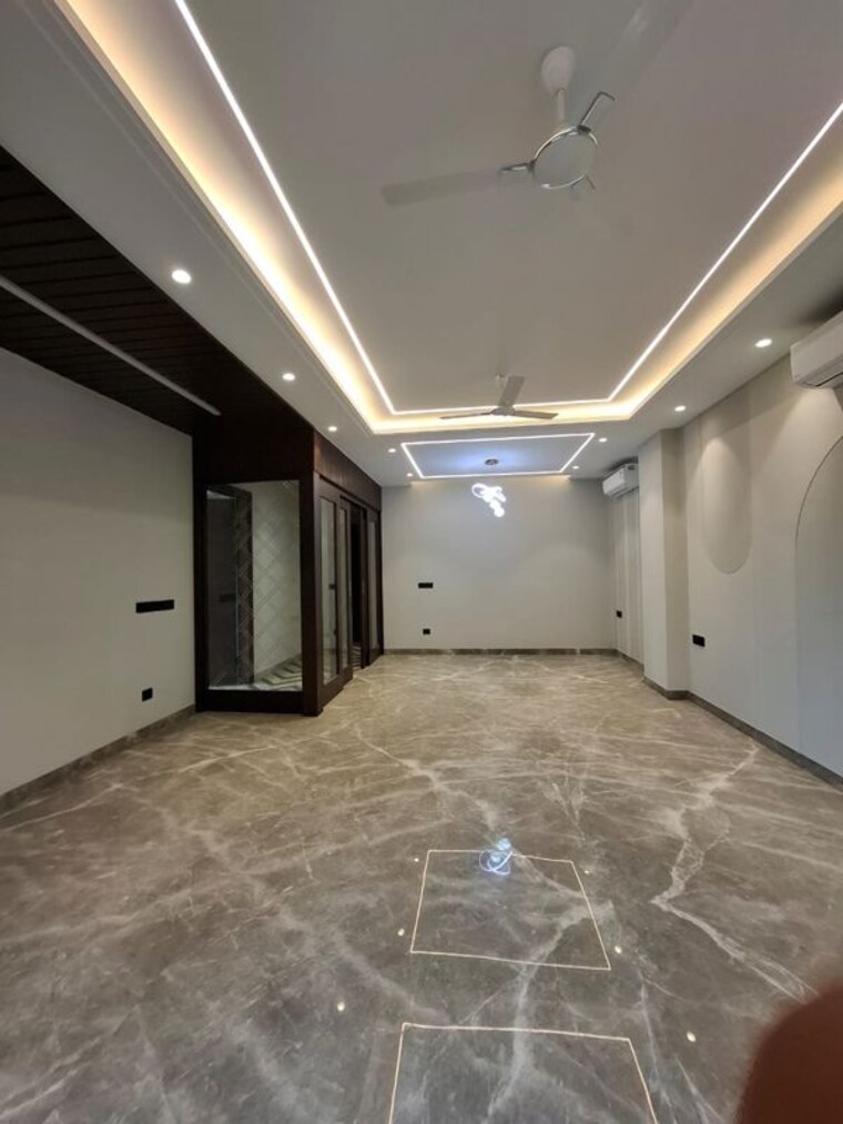 Room, sukhdev vihar 4 Bedroom 3200 Sq.Ft. Builder Floor In Sukhdev Vihar Delhi 10176202