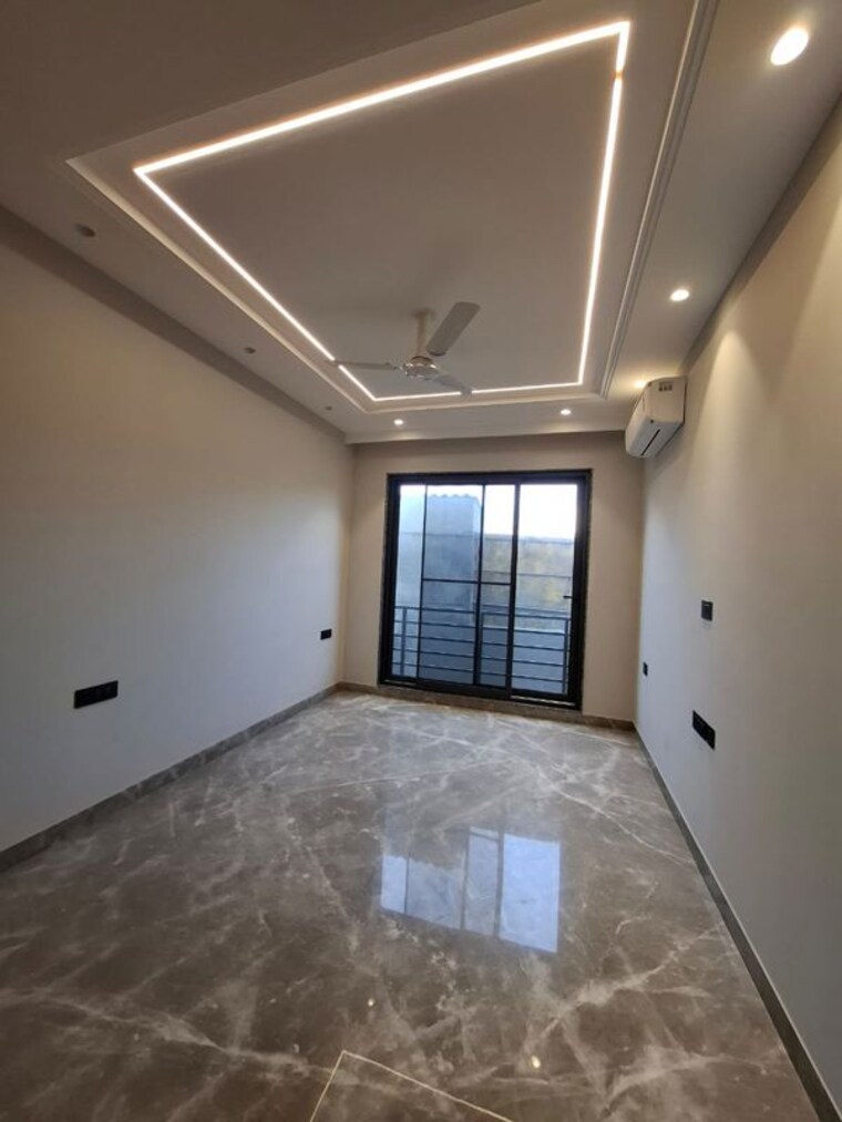Room, sukhdev vihar 4 Bedroom 3200 Sq.Ft. Builder Floor In Sukhdev Vihar Delhi 10176202