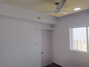 Building Lobby in 3 BHK Apartment at Paras Tierea, Sector 137 – for Rent