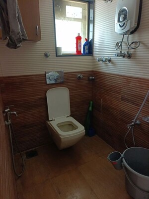 Bathroom in 4 BHK Apartment at Himgiri Lokupvan Phase II CHS Ltd, Vasant Vihar – for Rent
