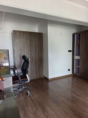 Room in 4 BHK Apartment at Himgiri Lokupvan Phase II CHS Ltd, Vasant Vihar – for Rent