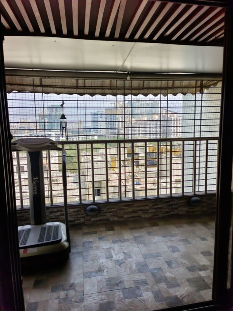 Room, himgiri-lokupvan-phase-ii-chs-ltd 4 Bedroom 1450 Sq.Ft. Apartment In Vasant Vihar Thane 10176299