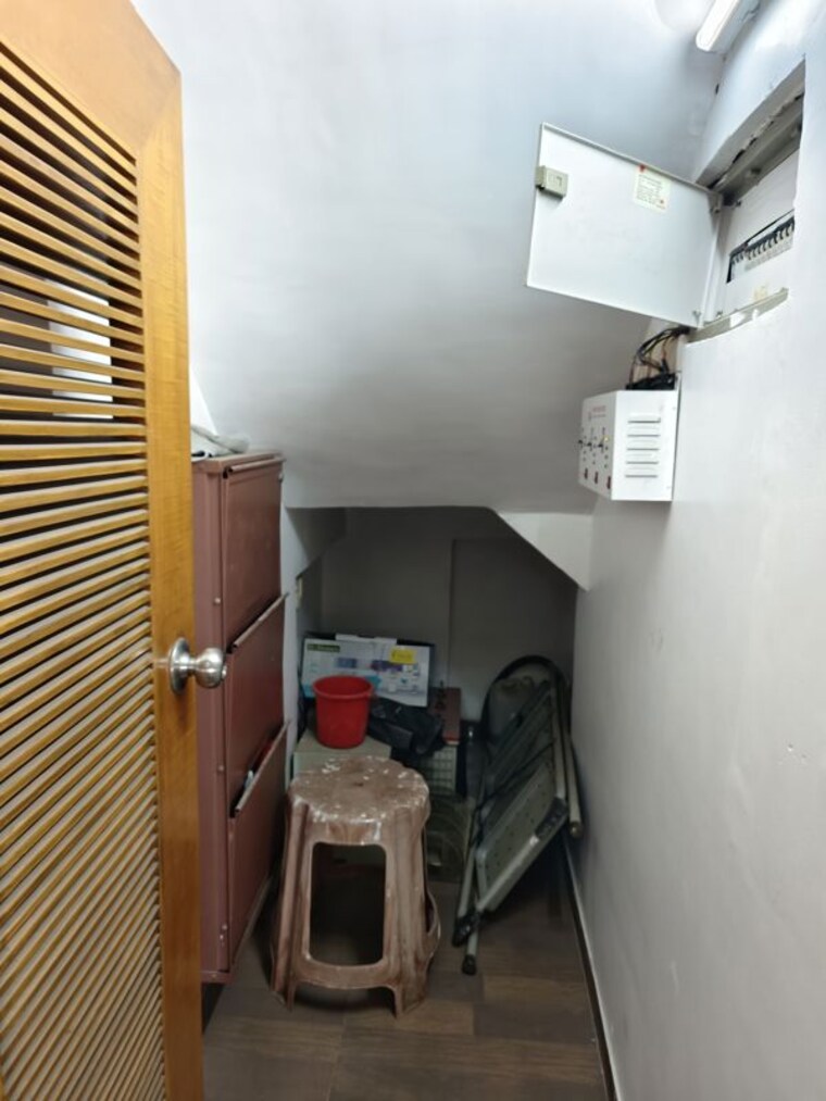Bathroom, himgiri-lokupvan-phase-ii-chs-ltd 4 Bedroom 1450 Sq.Ft. Apartment In Vasant Vihar Thane 10176299