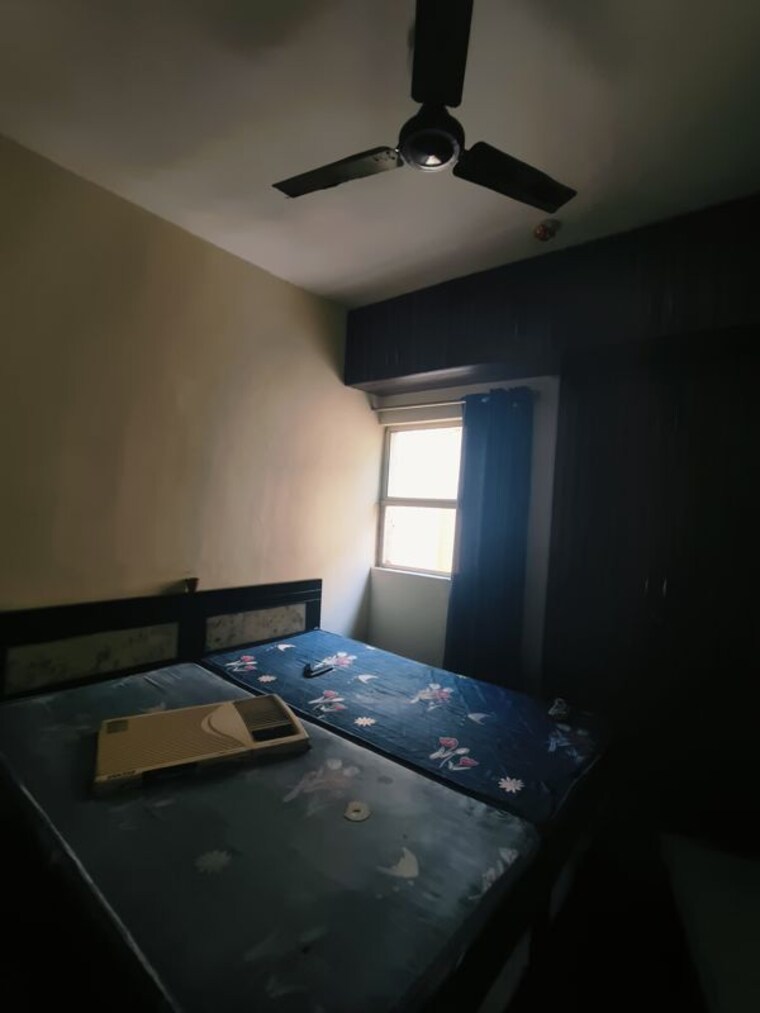 Bedroom, paras-tierea 2 Bedroom 1045 Sq.Ft. Apartment In Sector 137 Noida 10176311