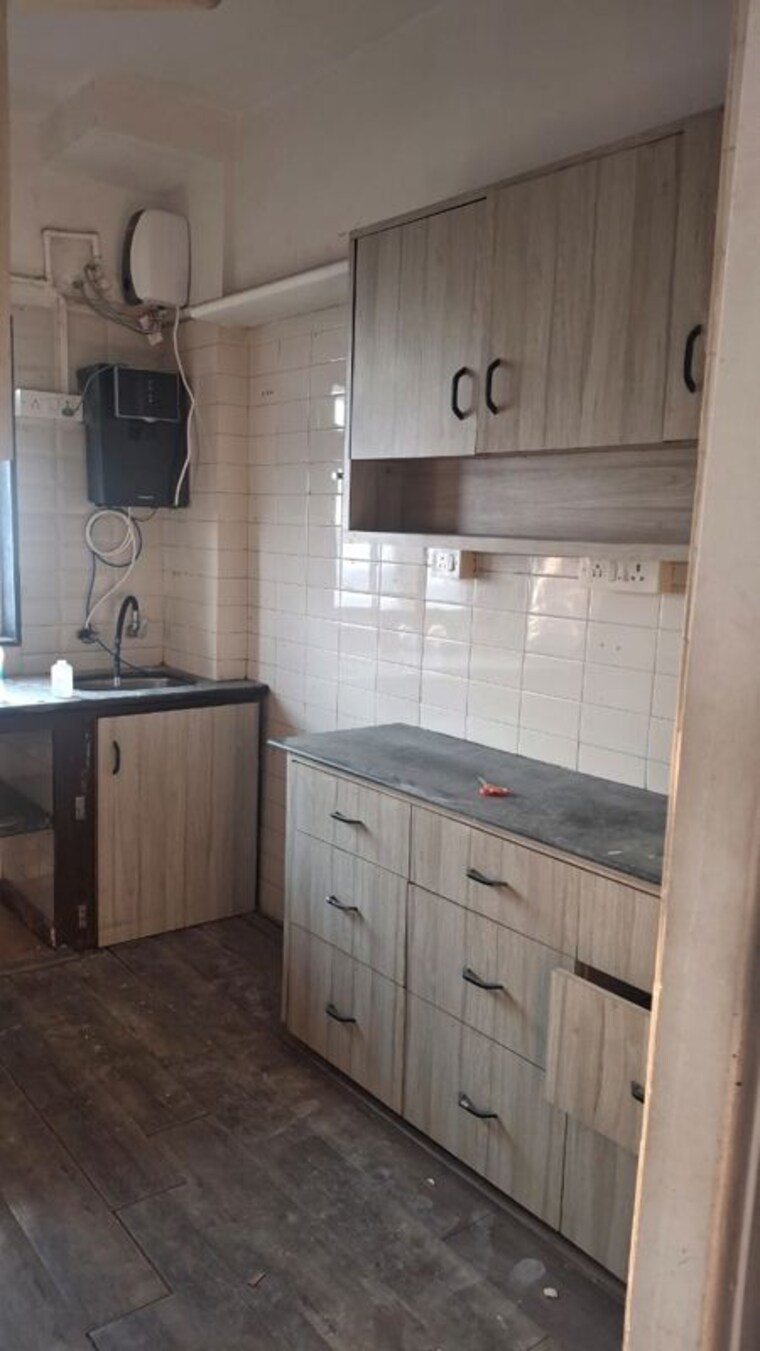 Kitchen, erlyn-apartment 2 Bedroom 800 Sq.Ft. Apartment In Bandra West Mumbai 10176419