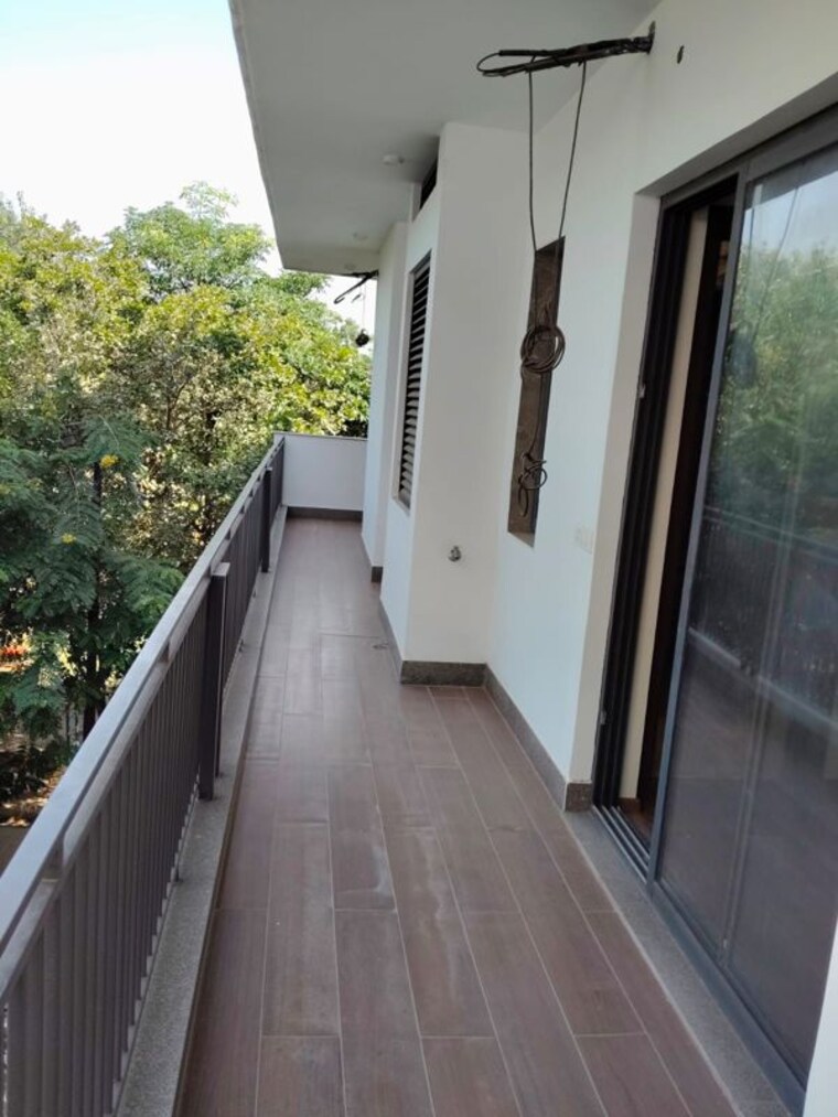 Balcony, sector 46 3 Bedroom 204 Sq.Yd. Builder Floor In Sector 46 Gurgaon 10176432