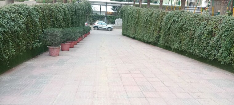 Exterior View, gaur-city-7th-avenue  220 Sq.Yd. Plot In Sector 4 Greater Noida Greater Noida 10176506