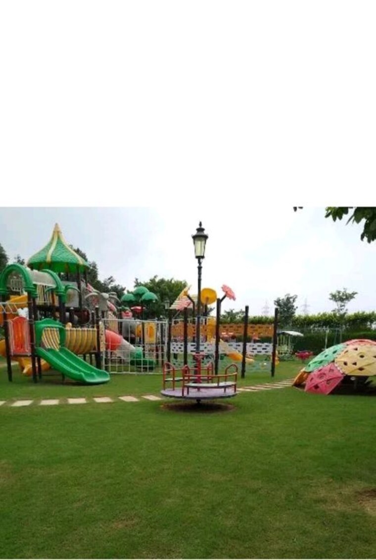 Garden, destino-central-park 3 Bedroom 1790 Sq.Ft. Apartment In Sector 33 Gurgaon 10176594