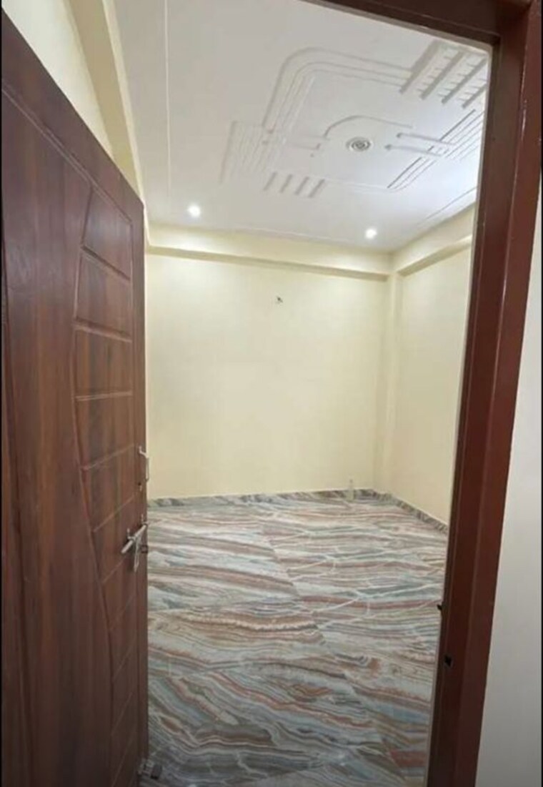 Room, husainganj 2 Bedroom 850 Sq.Ft. Apartment In Husainganj Lucknow 10176793