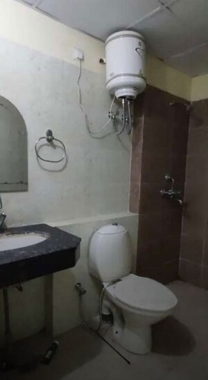 Bathroom in 2 BHK Apartment at Husainganj – for Rent