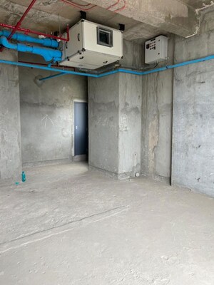  Office Space For Rent in Emaar MGF Colonnade, Sector 66