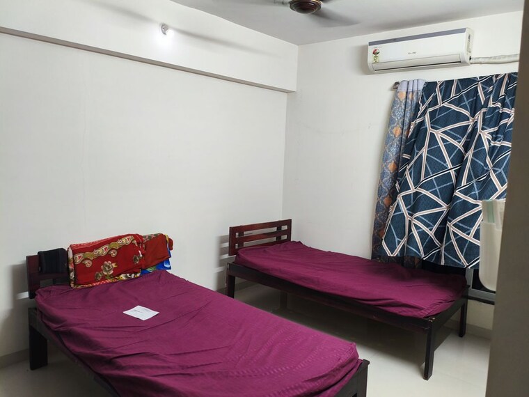 Room, kurla west Pg For Boys In Kurla West 10176931