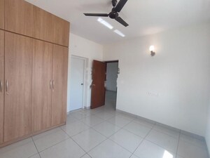 Room in 3 BHK Apartment at Prestige Fontaine Bleau, Whitefield – for Rent