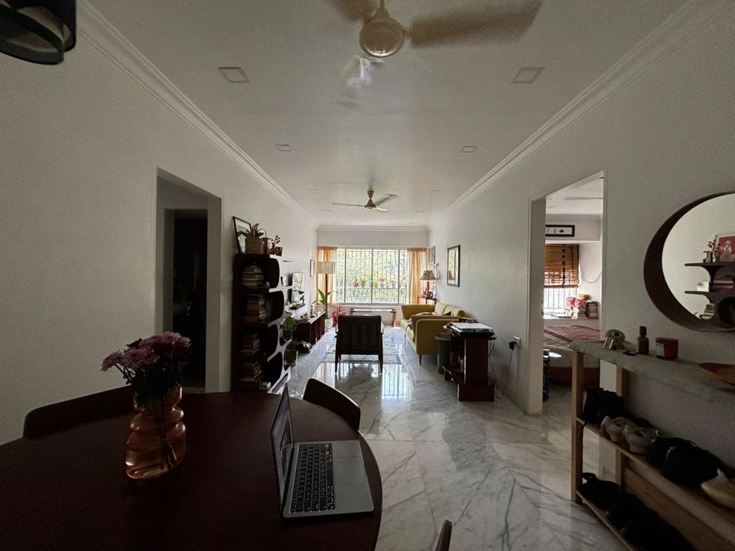 2 BHK 800 Sq.Ft. Apartment in Parivar CHS Santacruz West