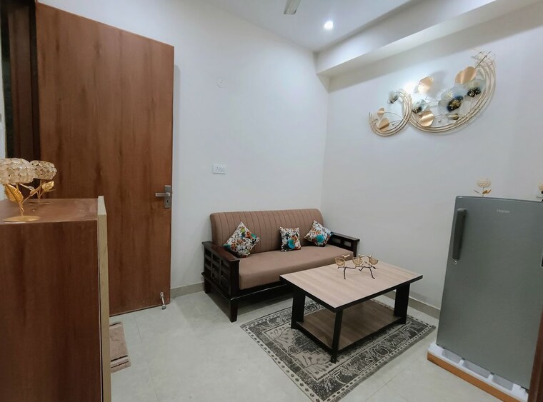 Living Room, pragati-hills 1 RK 600 Sq.Ft. Builder Floor In Sector 47 Gurgaon 10177079