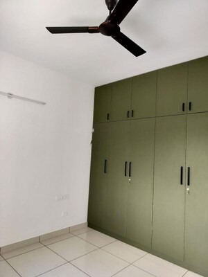 Room in 3 BHK Apartment at Prestige Finsbury Park Hyde, Bagaluru – for Rent