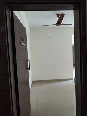 2 BHK Apartment – Entrance View at Shah Gagan Garima Bopodi, Bopodi - for Rent