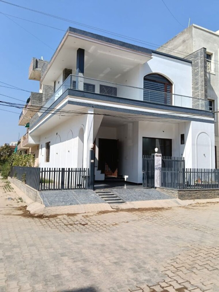 Exterior View, sunny enclave 3 Bedroom 110 Sq.Yd. Independent House In Sunny Enclave Mohali 10169116