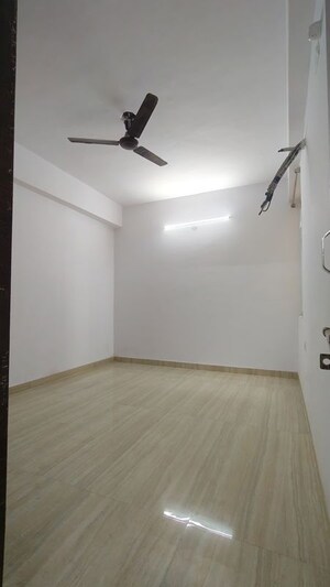 Room in 3 BHK Apartment at Danapur Road – for Rent