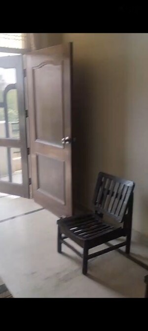 Staircase in 2 BHK Builder Floor at Sector 38 – for Rent