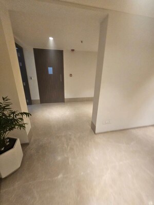 Room in 2 BHK Apartment at Piramal Vaikunth, Balkum Pada – for Rent
