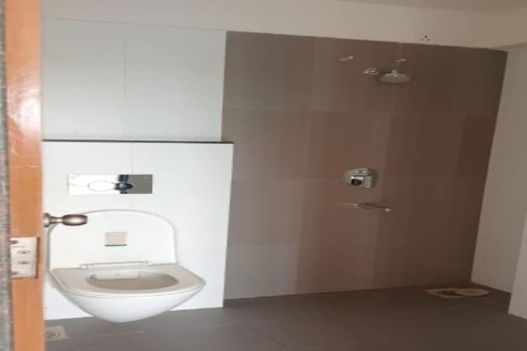 Bathroom, huzefa nagar 1 Bedroom 458 Sq.Ft. Builder Floor In Huzefa Nagar Mumbai 10178183