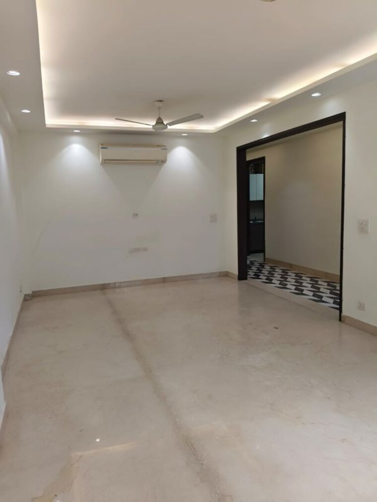 Room, dera bassi 3 Bedroom 110 Sq.Yd. Villa In Dera Bassi Mohali 10178432