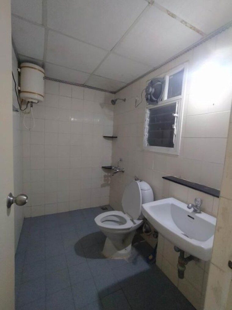 Bathroom, brigade-buena-vista 2 Bedroom 1100 Sq.Ft. Apartment In Budigere Bangalore 10178457