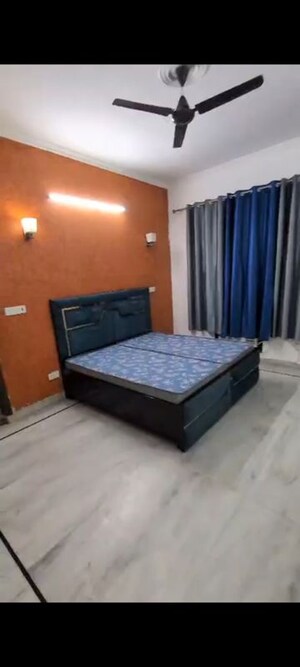 Bedroom in 3 BHK Builder Floor at Sector 38 – for Rent