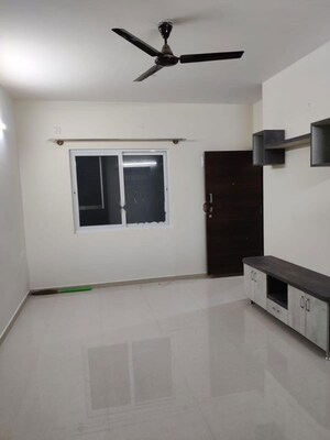 Room in 2 BHK Apartment at Myhna Maple, Varthur – for Rent