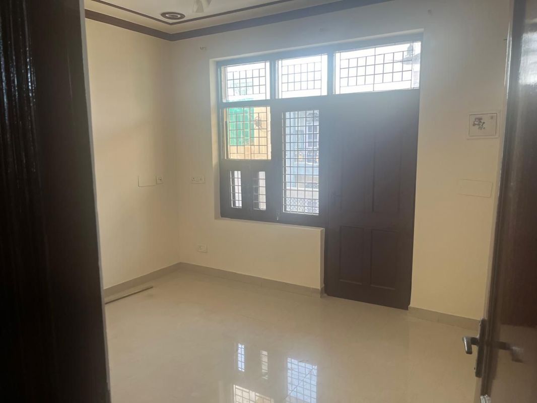 2 BHK Builder Floor For Sale in Palam Vihar Residents Association