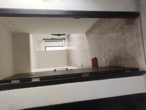 Room in 2 BHK Apartment at Godrej Central, Chembur – for Rent