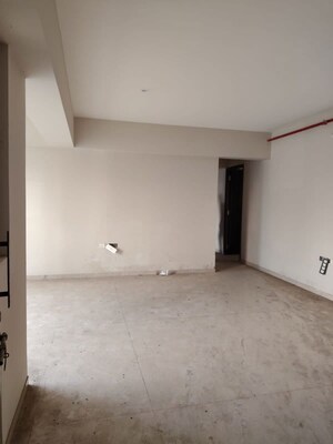 Room in 4 BHK Apartment at ND Palai Towers, Goregaon West – for Rent