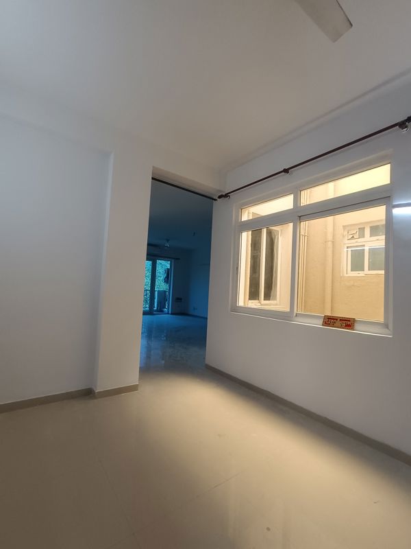 4 BHK + Pooja Room Apartment For Rent in Emaar MGF Emerald Hills
