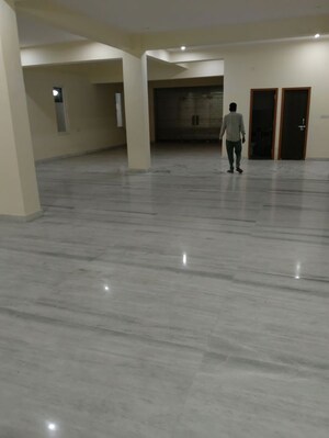 Floor Plan in  Showroom at Gomti Nagar – for Rent