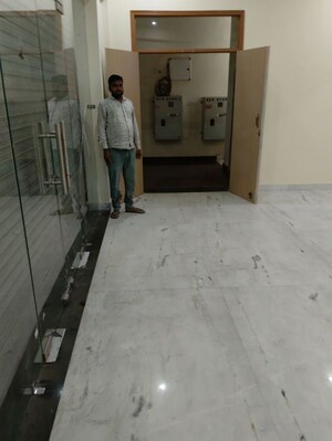 Floor Plan in  Showroom at Gomti Nagar – for Rent